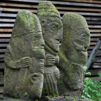 Neculai Popa - Sculptura piatra - Curte 05.jpg